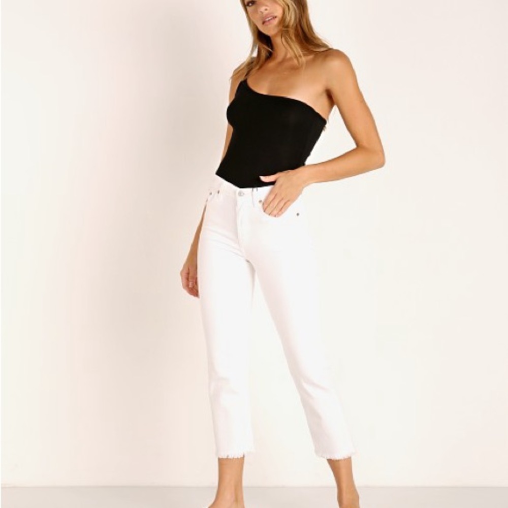 NWT Levi’s Wedgie Fit Straight Jean White “Cold Feet” size 27x28